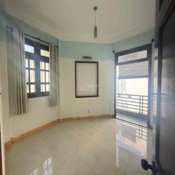 Cho Thuê Nhà 4 Tầng Đường Man Thiện - Hiệp Phú