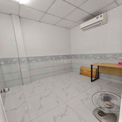 Nhà 5 triệu 2 phòng ngủ có nội thất gần Đền Hùng 