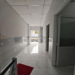 Nhà 5 triệu 2 phòng ngủ có nội thất gần Đền Hùng 