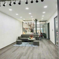 Cho thuê Sư Vạn Hạnh DT: 8x20, 2 lầu giá thuê 50tr/tháng