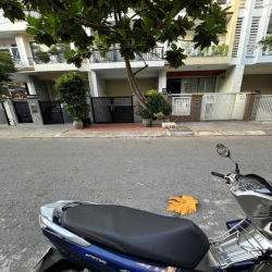 cho thuê nguyên tầng 2 làm văn phòng công ty quy mô ít nhân sự