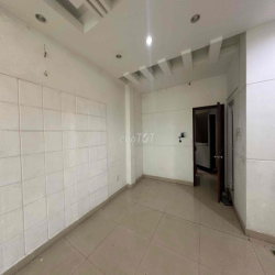 cho thuê nguyên tầng 2 làm văn phòng công ty quy mô ít nhân sự