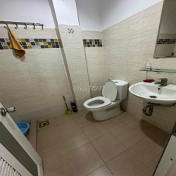 cho thuê nguyên tầng 2 làm văn phòng công ty quy mô ít nhân sự