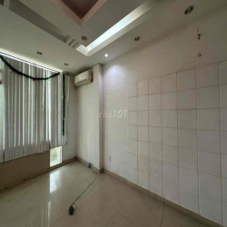 cho thuê nguyên tầng 2 làm văn phòng công ty quy mô ít nhân sự