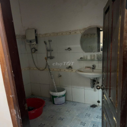 CHO THUÊ NHÀ NGUYÊN 2 LẦU – LỐI ĐI RIÊNG – NGAY CHỢ CHI LĂNG
