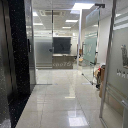 cho thuê nguyên tầng 2 làm văn phòng công ty quy mô ít nhân sự