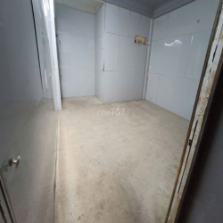 Chính chủ cho thuê nhà mặt tiền 263 Nguyễn Chí Thanh Phường Chợ Lớn