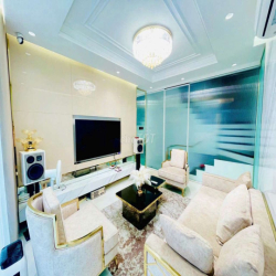 50tr Cho thuê nhà Mặt Tiền đường số 37, P Tân Quy Quận 7