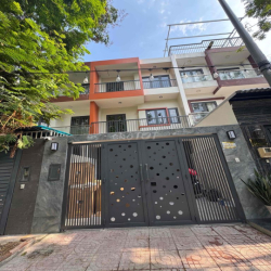 🔥 CĂN HỘ DỊCH VỤ CAO CẤP   🏡Lynh Lynh Apartment – Thới An, Quận 12   📍