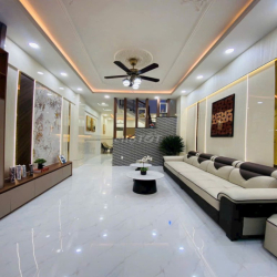 Cần cho thuê nhà MT 86B Bàu Cát 2 P.12 Q.Tân Bình gần Đồng Đen