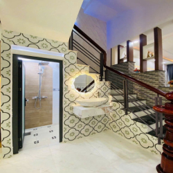 Cần cho thuê nhà MT 86B Bàu Cát 2 P.12 Q.Tân Bình gần Đồng Đen