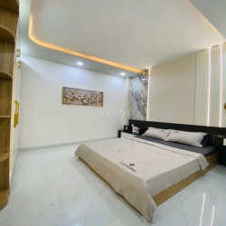 Cần cho thuê nhà MT 86B Bàu Cát 2 P.12 Q.Tân Bình gần Đồng Đen