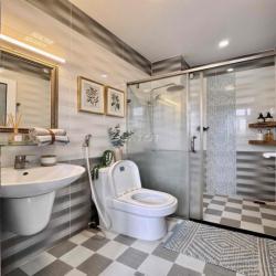 Căn hộ full nội thất cao cấp BAN CÔNG ngã 4 Phú Nhuận, chợ Bà Chiểu