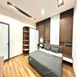 Cho thuê nhà 3 Tầng Kiệt 4m Trần Cao Vân