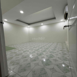 MBKD trệt + 01 Lầu DTSD 88m tại Pasteur - Võ Văn Kiệt Q1