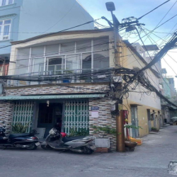 Nhà góc 2MT tiện buôn bán giá cực tốt