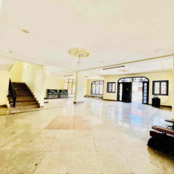 Cho Thuê Biệt Thự DT 600m2 1Trệt 2Lầu 3Pn 4Wc Rộng Rải Hợp Ở Làm Kho