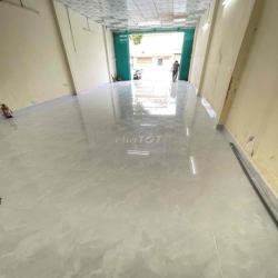 Nhà Cho Thuê MTKD Luỹ Bán Bích.DT:4.8m X 15m. Nhà Cấp 4 trống suốt