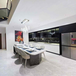 cho thuê nhà nguyên căn 3 tầng 3 pn/4wc hoà xuân sát lê quảng chí