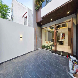 cho thuê nhà nguyên căn 3 tầng 3 pn/4wc hoà xuân sát lê quảng chí