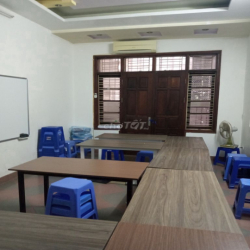 Nhà Nguyên Căn Ngõ 201  TRẦN QUỐC HOÀN - 35M2 X 6 TẦNG - GIÁ 18 TR/TH