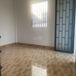 Cho thuê căn nhà mới gần 40m2 DTSD , hẻm Oto , Đường 10 HBP