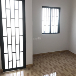 Cho thuê căn nhà mới gần 40m2 DTSD , hẻm Oto , Đường 10 HBP