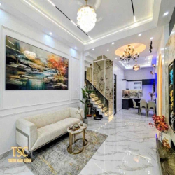 Nhà mới sân cổng + ngủ tầng 1 – cực hiếm trong tầm giá