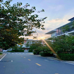 CHO THUÊ NHÀ PHỐ – SHOPHOUSE – BIỆT THỰ GIÁ TỐT TẠI Dragon Village 🐉