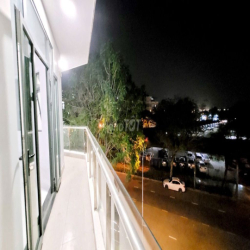 Cho thuê văn phòng góc 80m² ban công rộng, giá 14tr - Vạn Phúc City