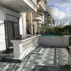 NHÀ MỚI XÂY CHO THUÊ