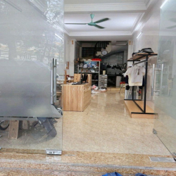 Cho thuê nhà khu Phân Lô Đền Lừ 1 - 40m2 - 5 tầng