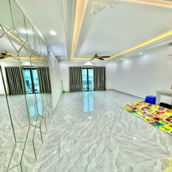 Cho thuê nhà mới tinh liền kề Vạn Phúc:50m2, 7 tầng, thang máy, 25tr