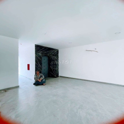 CHO THUÊ TÒA NHÀ 1HẦM 6 TẦNG ĐẶNG VĂN BI-TT DT 600M + 10PN