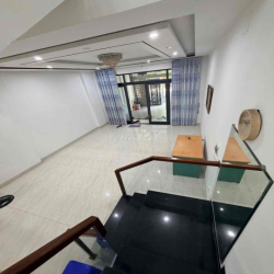 Nhà 3 tầng 6PN đường Đoàn Khuê, Nam Việt A