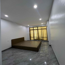 Cho thuê nhà tầng 1 và tầng 3