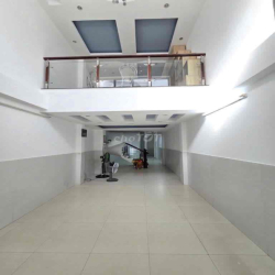 🔥 Nhà Đẹp Nguyễn Văn Thương – Trệt Lửng 3 Lầu ST, 4PN 4WC – Chỉ 30