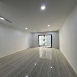 Cho thuê căn hộ Studio 34m2 mới 100%, gần Làng Đại học, NTCB cao cấp.