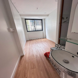 Cho thuê nhà Nguyên Căn ngay Trung tâm Q5 tại 418/3H1 Đường Trần Phú