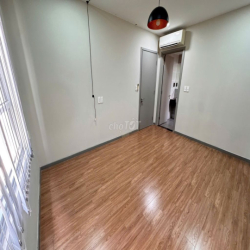 Hàng hiếm officetel văn phòng The Gold View, 94m2 căn góc Q4 hiếm