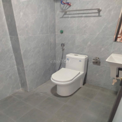 Cho thuê nhà Đức Giang-Thượng Thanh-6 tầng thang máy, ô tô đỗ, full đồ