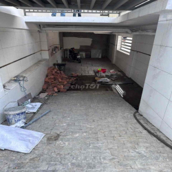 Cho thuê nhà Góc 2 MT mới 100% DT 4x16 XD 1 hầm 1 trệt 3 lầu . Giá 25