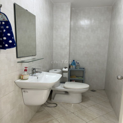 Cho thuê nhà phố  Him Lam mặt tiền Nguyễn Thị Thập