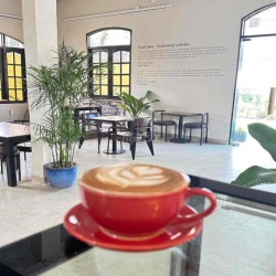 CHO THUÊ SIÊU VILLA CỰC ĐẸP VÀ THOẢNG