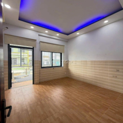 nhà mới hẻm xe tải 1/ thông - đường Lê Đức Thọ P6 ( Ngay chợ An Nhơn )