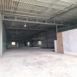 XƯỞNG 350m2 - CÓ VĂN PHÒNG - HÓC MÔN 