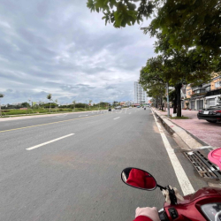 Cho thuê biệt thự khu Tên Lửa, MT đường Số 34, DT 10 x 20m, 3 tấm, giá