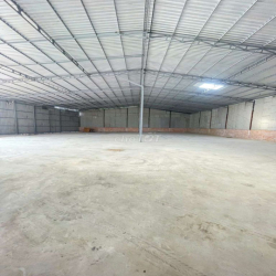 Kho 1000 mv. Giá 50 tr. Đường xe công vô Tân Tạo A. Bình tân