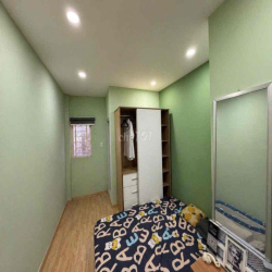 cho thuê nhà nguyen căn full nội thất gần nga tư ga giá 5tr