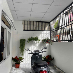 Bán nhà hẻm ôtô , sổ riêng , 65 m2 Đà Lạt - LĐ